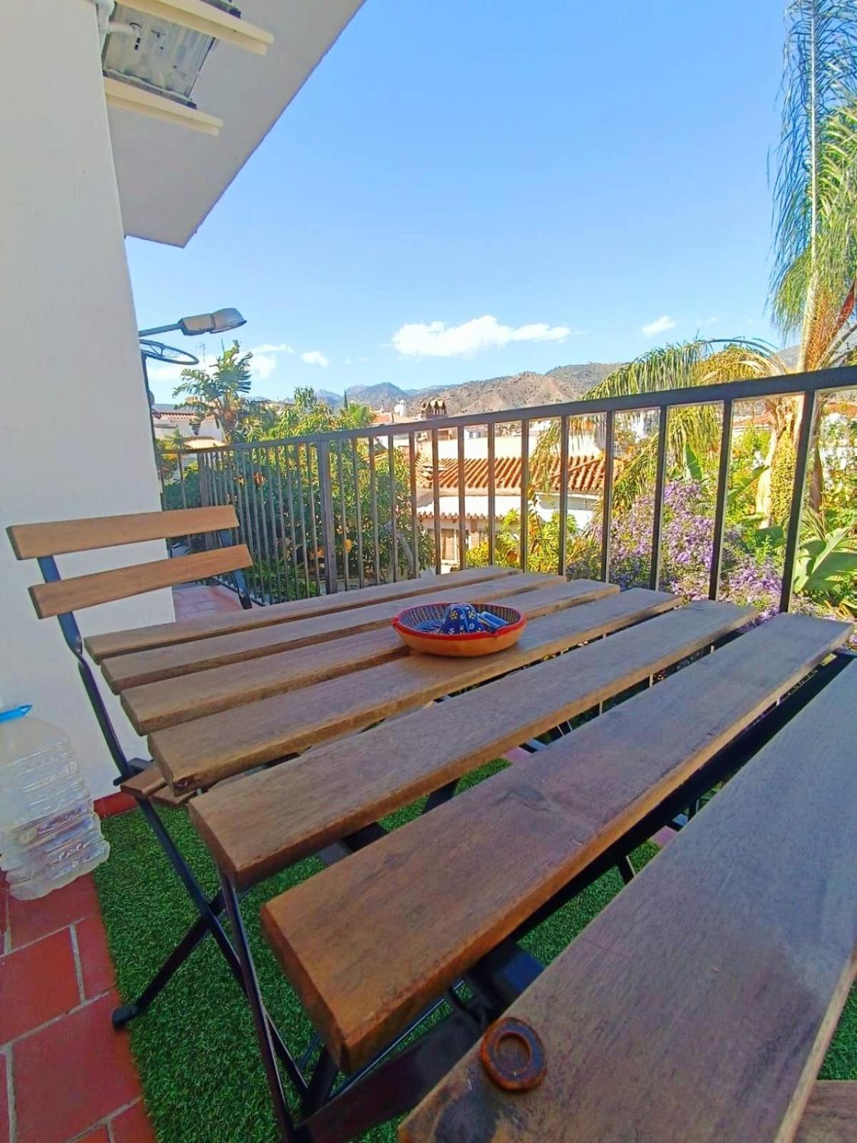 Apartamento Alarve Nerja Exterior photo